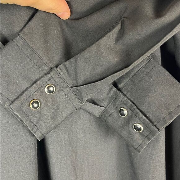 Vintage Ely Country Charmers Embroidered Black and Red Roses Cowgirl Pearl Snap - Picture 8 of 8